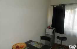 De vanzare 2 camere, 60 mp, decomandat, zona TERRA! Cu parcare!