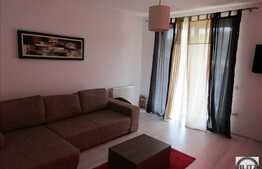 Vanzare mansarda cu 1 camera, 34 mp, balcon, zona strazii Florilor!