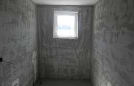 2 camere, 45.95 mp, balcon! Semifinisat! Zona strazii Teilor!