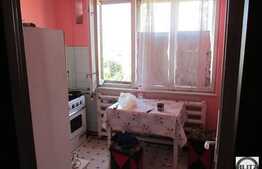 Apartament 2 camere de vanzare, 47 mp utili, zona Piata Hermes