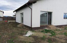 Casă de Vânzare  3 camere 2 bai in  Halchiu jud Brasov