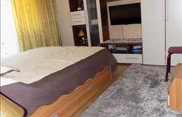 Vanzare apartament 3 camere, 69 mp, boxa subsol, zona strazii Tasnad