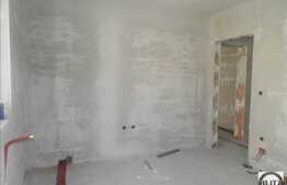 De vanzare apartament 2 camere, decomandat, 53 mp, semifinisat, cu balcon!