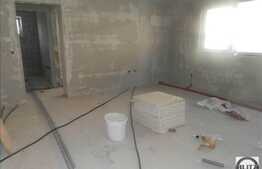 De vanzare apartament 2 camere, decomandat, 53 mp, semifinisat, cu balcon!