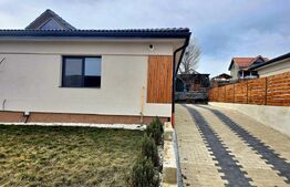 Casă individuală finisată la intrare în Corușu
