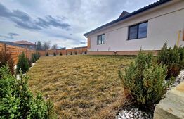 Casă individuală finisată la intrare în Corușu