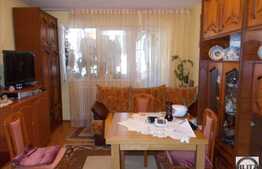 De vanzare 2 camere, 50 mp, etaj intermediar, boxa subsol, zona strazii Donath