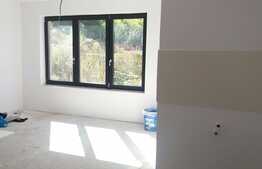 Vanzare apartament 3 camere, 76,80 mp, parcare, zona strazii Campului