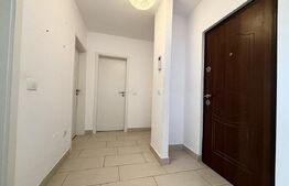 Apartament de vanzare, cu 2 camere, 50 mp, zona Tractoru