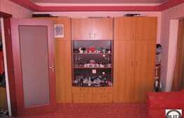 Apartament cu 2 camere de vanzare, 47 mp cu loc parcare, etaj intermediar