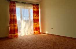Apartament 3 camere, 82 mp, imobil nou, parcare, zona restaurantului Regal