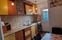 Apartament de 3 camere de închiriat - zona Astra 