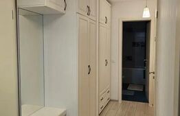 Apartament 3 camere, 77 mp, zona Tractoru