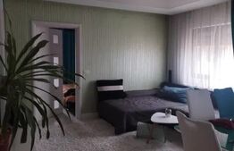 Apartament 3 camere , parcare Sub Cetate