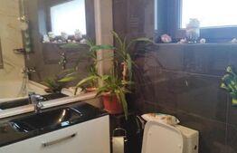 Apartament 3 camere , parcare Sub Cetate