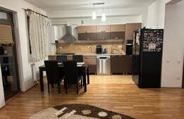 Casa cuplata cu 4 dormitoare, 3 bai, 120mp utili, 250mp teren, zona Denver