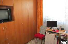 Vanzare apartament cu 2 camere, 47 mp cu boxa pentru depozitare si parcare