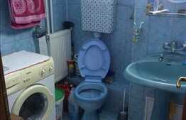 Vanzare apartament 2 camere, 50 mp, boxa, parcare, zona strazii Tulcea