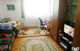 Vanzare apartament 2 camere, 50 mp, boxa, parcare, zona strazii Tulcea