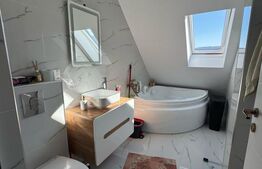 Apartament 3 camere, 72 mp, parcare, boxa, zona Cetatii 