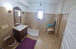 Casa la cheie cu 2 unitati locative, 180 mp, teren 550 mp plat, dambul rotund