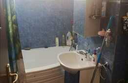 Vanzare apartament 3 camere, 65 mp, boxa subsol, zona strazii Albac