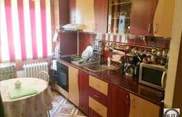 Vanzare apartament 3 camere, 65 mp, boxa subsol, zona strazii Albac
