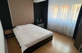 Apartament de 3 camere decomandate, 2 bai, etaj intermediar, zona Europa 