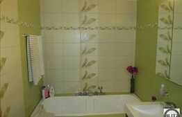 Apartament de vanzare, 41 mp utili, etaj intermediar! Cu parcare! Zona Eroilor!