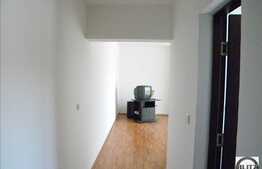 Vanzare 1 camera, pret bun, finisat!