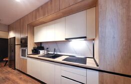 Apartament cu 3 camere, decomandat, 80 de mp, zona Tractorul