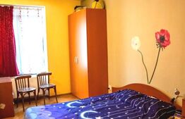 Apartament in vila, 80mp  loc parcare, mobilat, zona Centru Istoric 530 mp curte