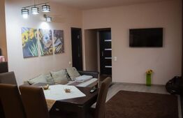 Apartament in vila, 80mp  loc parcare, mobilat, zona Centru Istoric 530 mp curte
