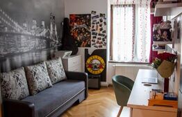 Apartament in vila, 80mp  loc parcare, mobilat, zona Centru Istoric 530 mp curte