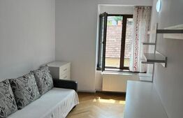 Apartament 3 camere 2 bai -in vila - 80mp  -pivnita si  parcare Central 