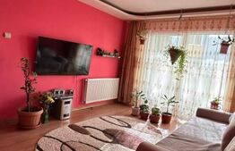 Apartament cu 3 camere, 53 mp,balcon, zona Big