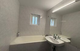 Apartament cu 3 camere, decomandat, 67 mp, 2 bai, zona Zorilor