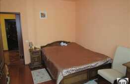 Vanzare apartament cu 2 camere, 50 mp, balcon! Zona strazii Eroilor!