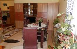 2 camere, 58 mp, 2 balcoane, parcare cu CF! Zona strazii Florilor!