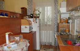 2 camere, 58 mp, 2 balcoane, parcare cu CF! Zona strazii Florilor!