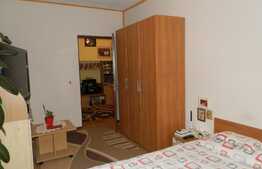 2 camere, 58 mp, 2 balcoane, parcare cu CF! Zona strazii Florilor!