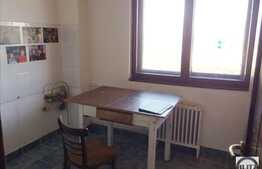 Vanzare apartament 2 camere, 47 mp, parcare, zona strazii Aleea Baisoara