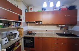 Apartament 3 camere, 82mp, decomandat, zona Tractorul