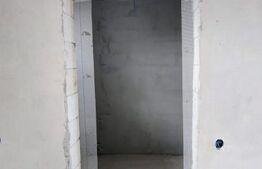 Casă de Vânzare cu 3 camere  în Cartierul Izvor, Tărlungeni