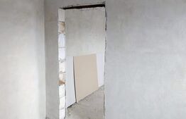 Casă de Vânzare cu 3 camere  în Cartierul Izvor, Tărlungeni