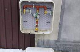 Casă de Vânzare cu 3 camere  în Cartierul Izvor, Tărlungeni