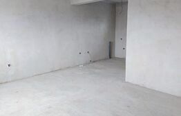 Casă de Vânzare cu 3 camere  în Cartierul Izvor, Tărlungeni