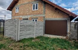 Casa la rosu de vanzare in Vulcan - Brasov