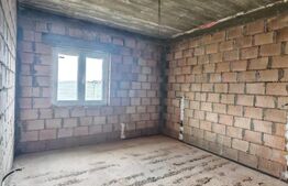 Casa la rosu de vanzare in Vulcan - Brasov