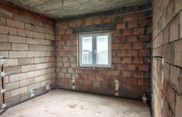 Casa la rosu de vanzare in Vulcan - Brasov